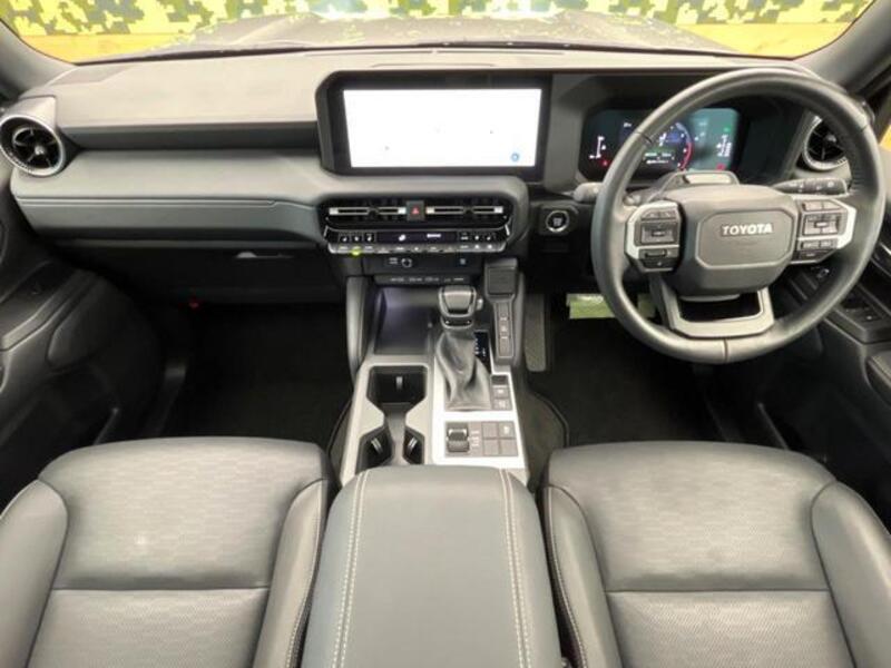 LAND CRUISER 250