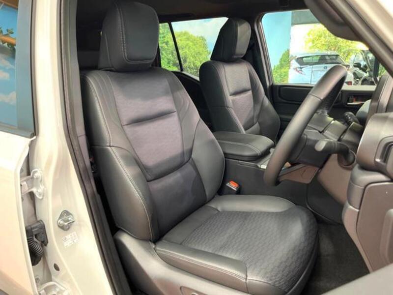 LAND CRUISER 250