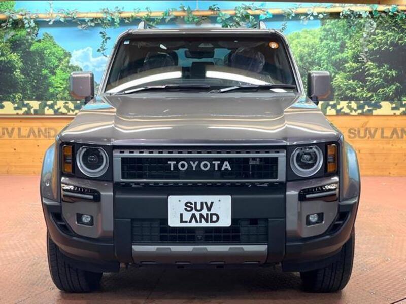 LAND CRUISER 250