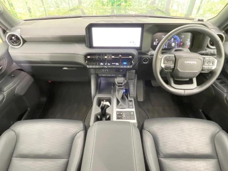 LAND CRUISER 250