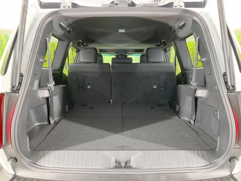 LAND CRUISER 250