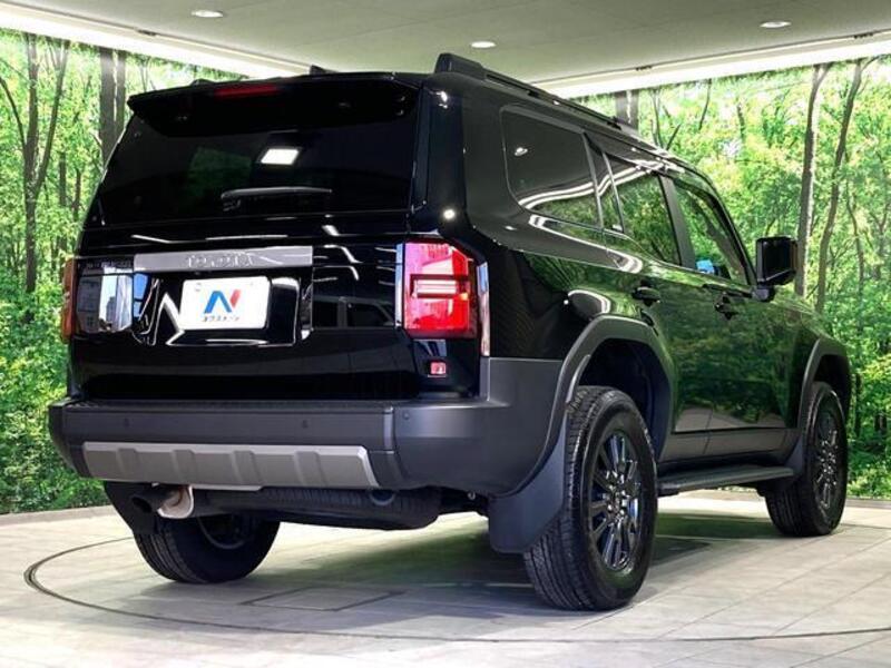 LAND CRUISER 250