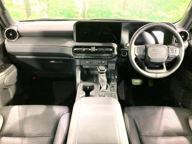 LAND CRUISER 250