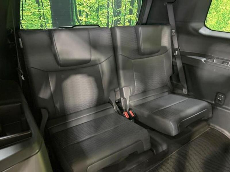 LAND CRUISER 250