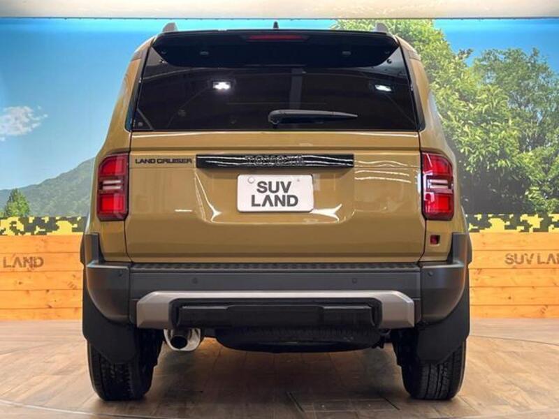 LAND CRUISER 250
