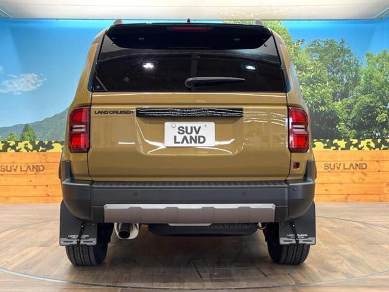 LAND CRUISER 250