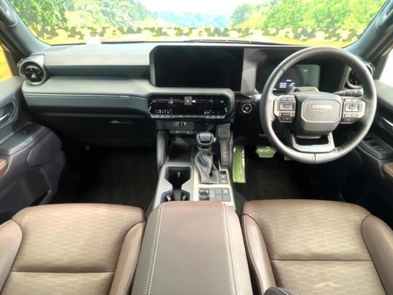 LAND CRUISER 250