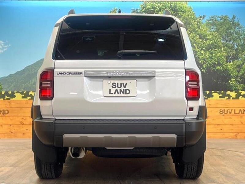 LAND CRUISER 250