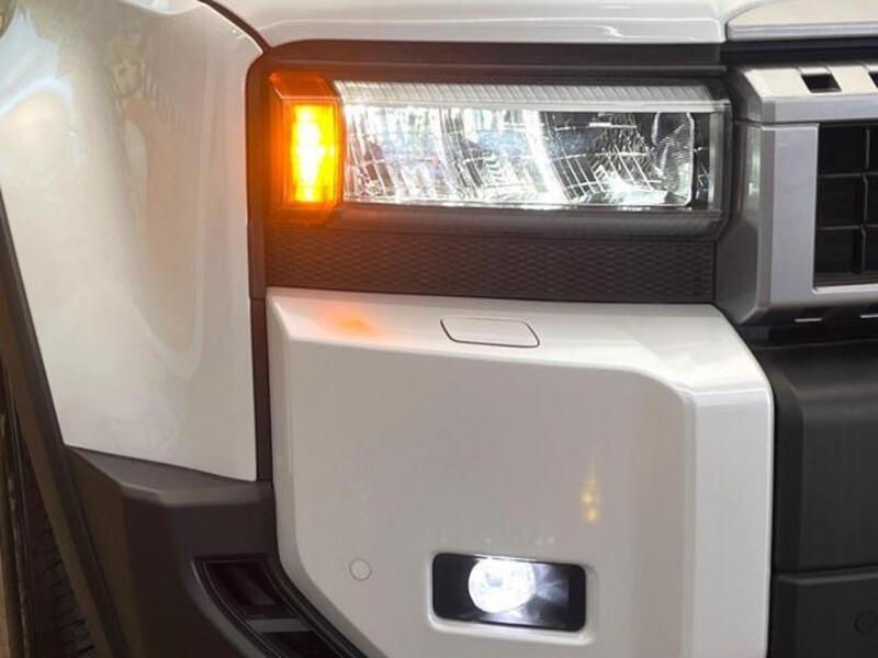 LAND CRUISER 250