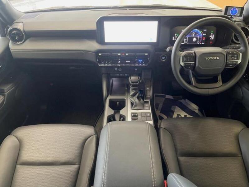 LAND CRUISER 250