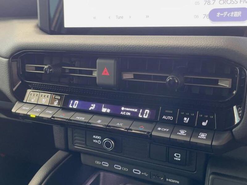 LAND CRUISER 250