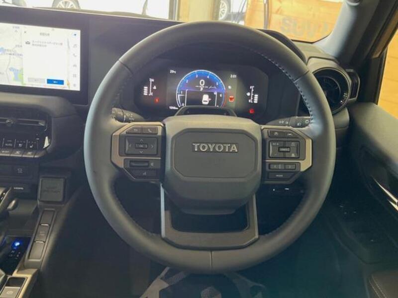 LAND CRUISER 250