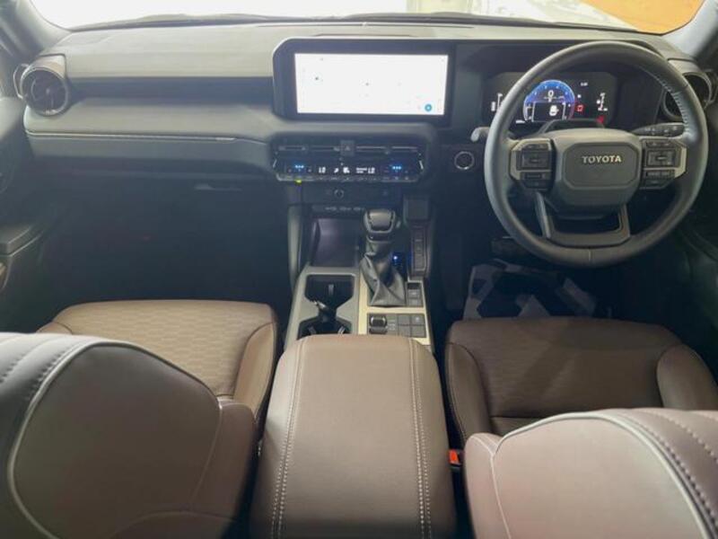LAND CRUISER 250