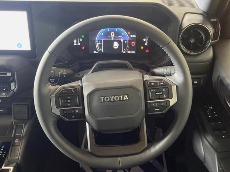 LAND CRUISER 250