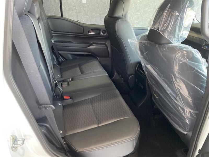LAND CRUISER 250