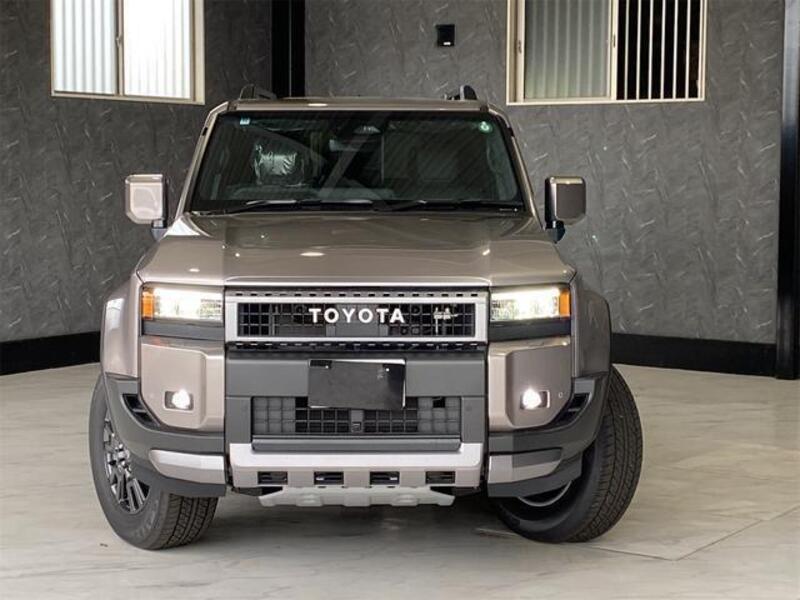 LAND CRUISER 250