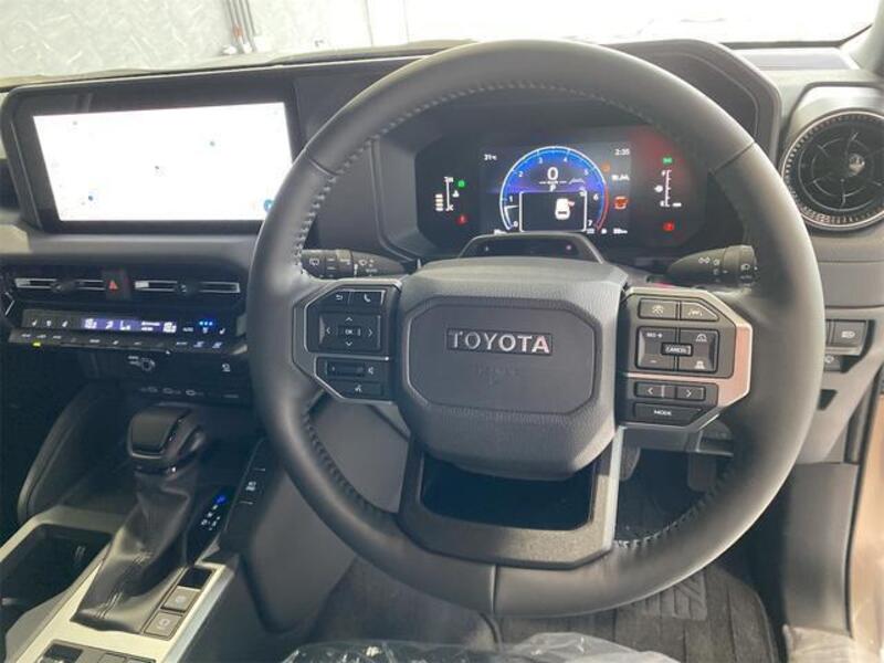 LAND CRUISER 250