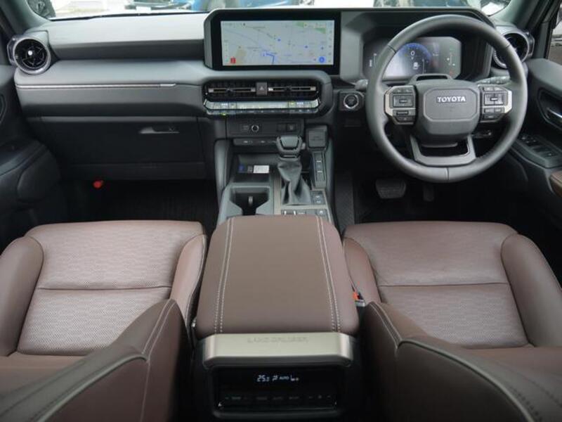 LAND CRUISER 250