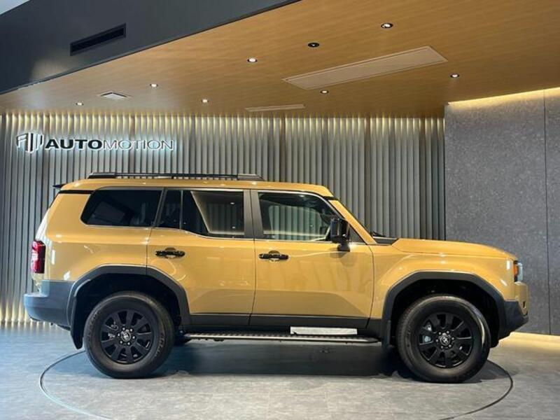 LAND CRUISER 250