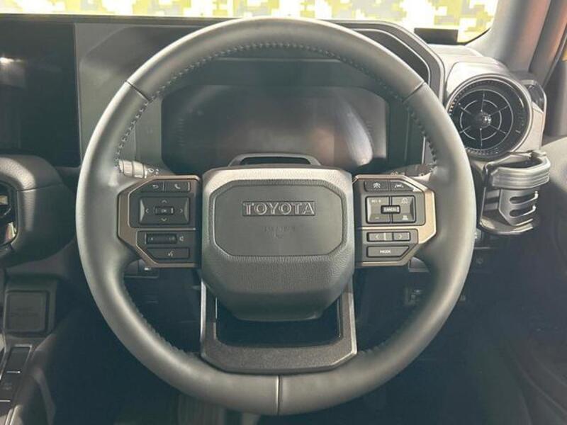 LAND CRUISER 250