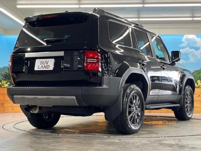 LAND CRUISER 250