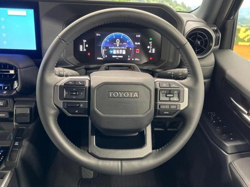 LAND CRUISER 250