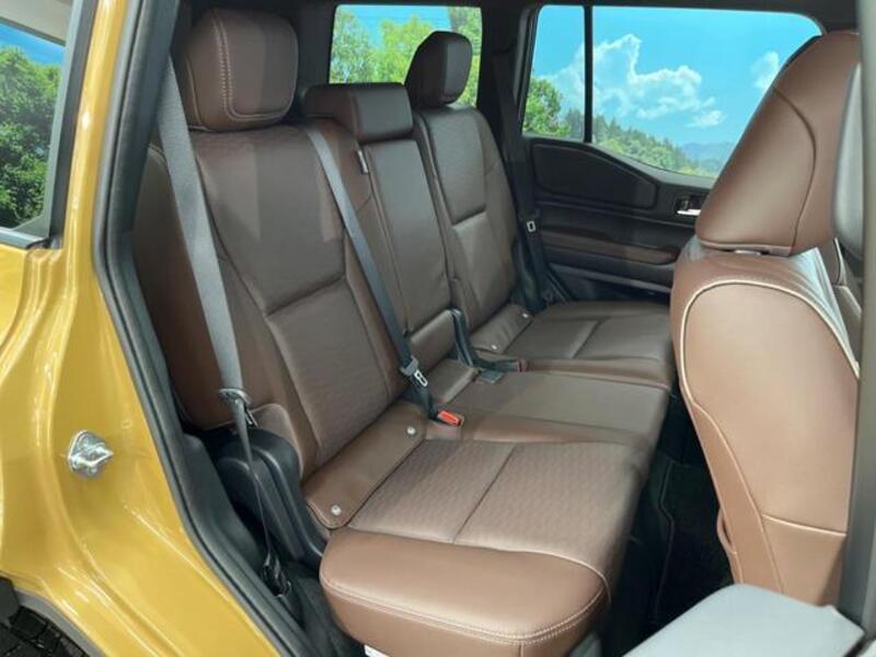 LAND CRUISER 250