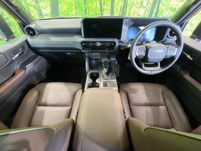 LAND CRUISER 250