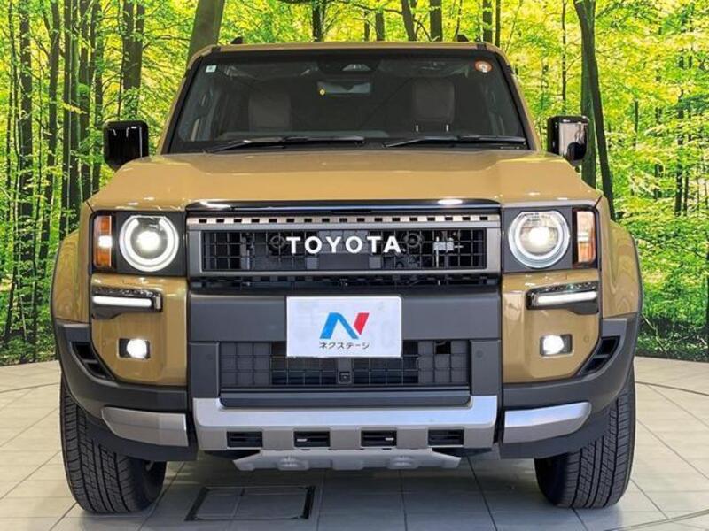 LAND CRUISER 250