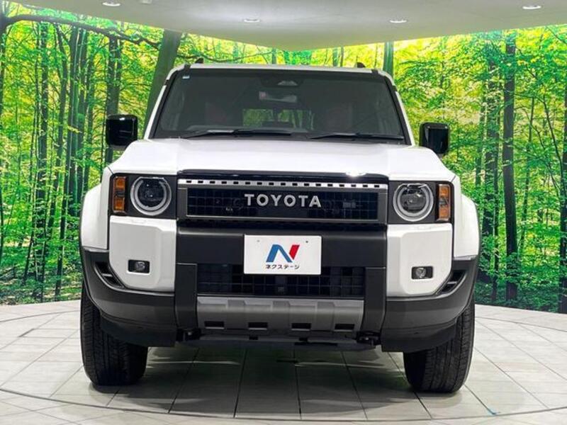 LAND CRUISER 250