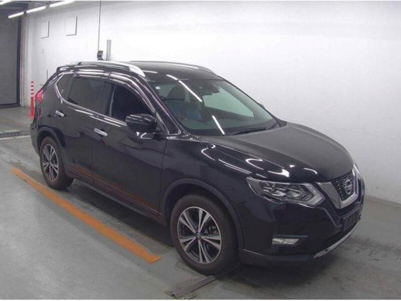 X-TRAIL-0