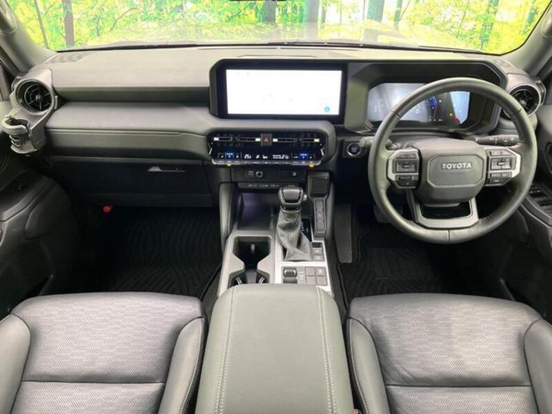 LAND CRUISER 250
