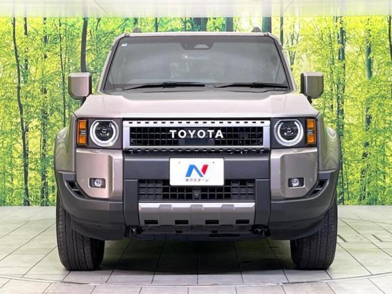 LAND CRUISER 250