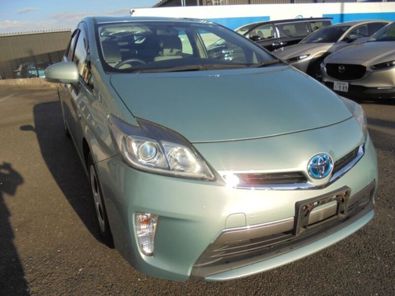 PRIUS PHV