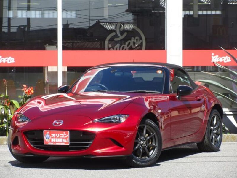ROADSTER-0