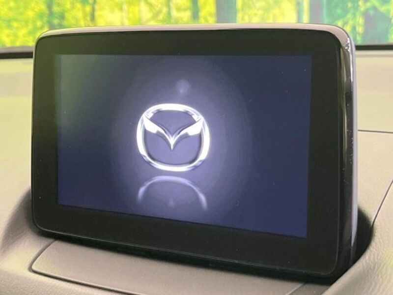 MAZDA2