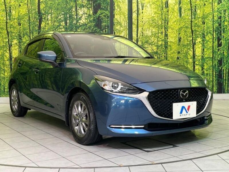 MAZDA2
