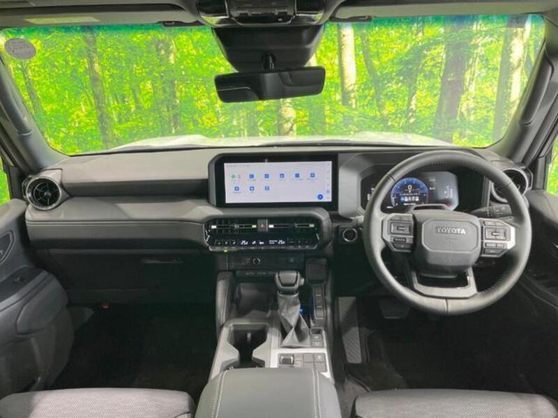 LAND CRUISER 250