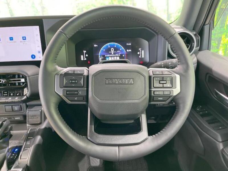LAND CRUISER 250