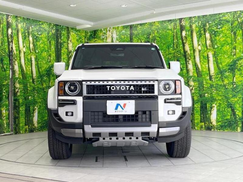 LAND CRUISER 250