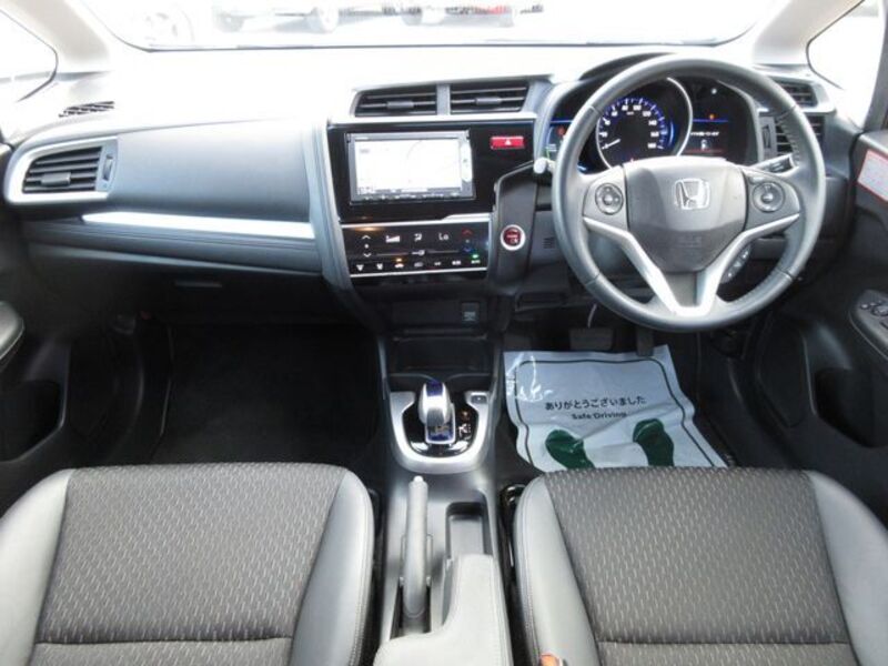 FIT HYBRID