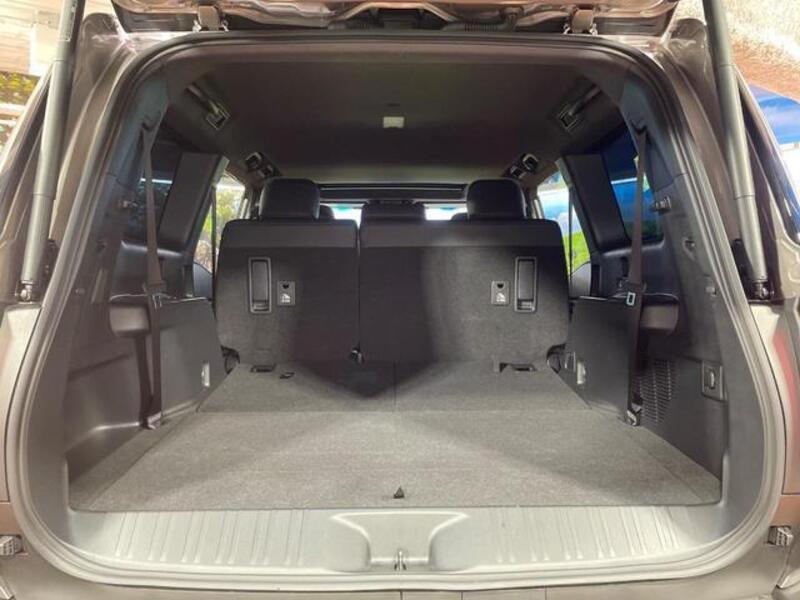 LAND CRUISER 250
