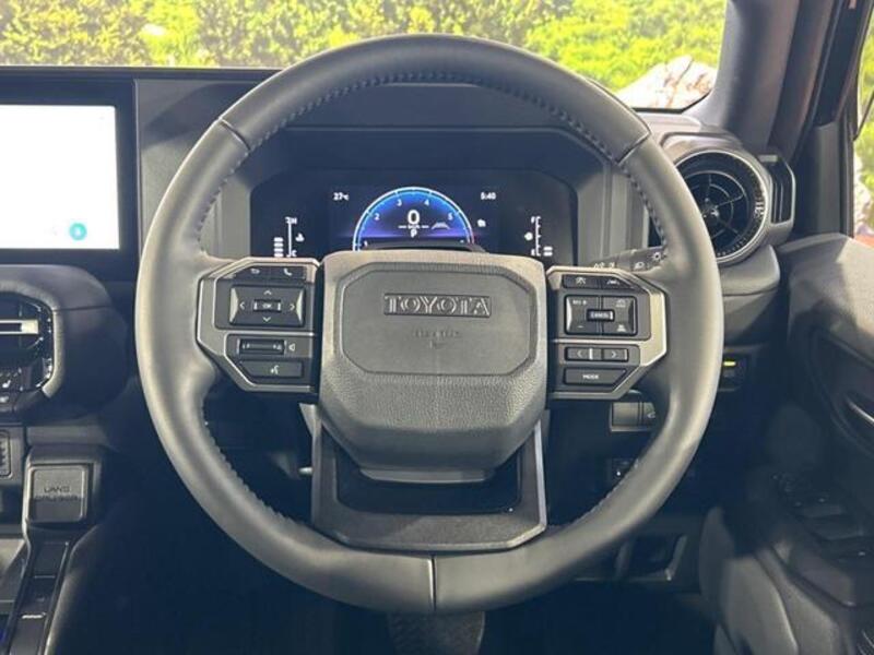 LAND CRUISER 250