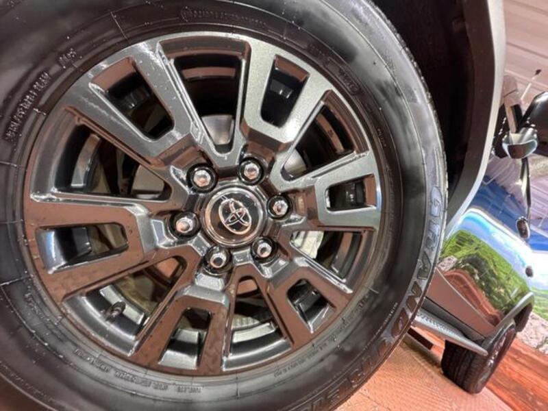 LAND CRUISER 250
