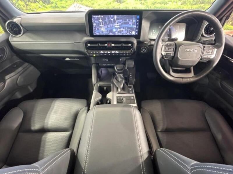 LAND CRUISER 250