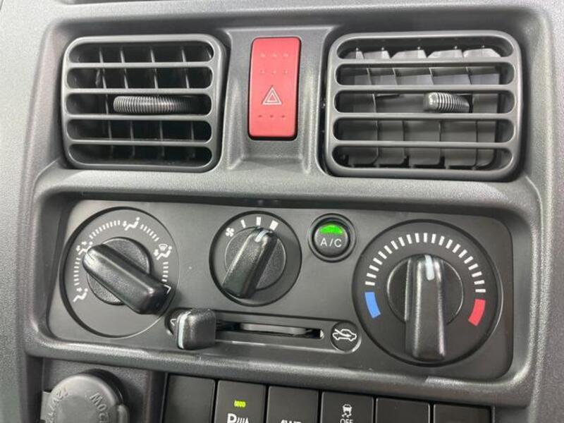 CLIPPER TRUCK