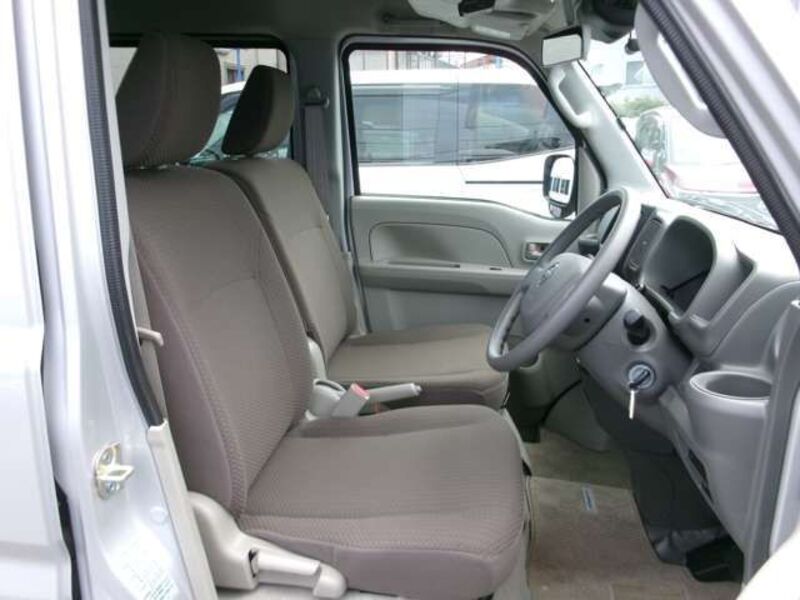 CLIPPER VAN