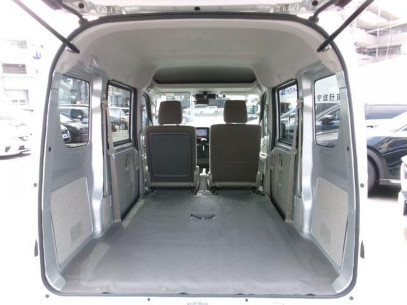 CLIPPER VAN