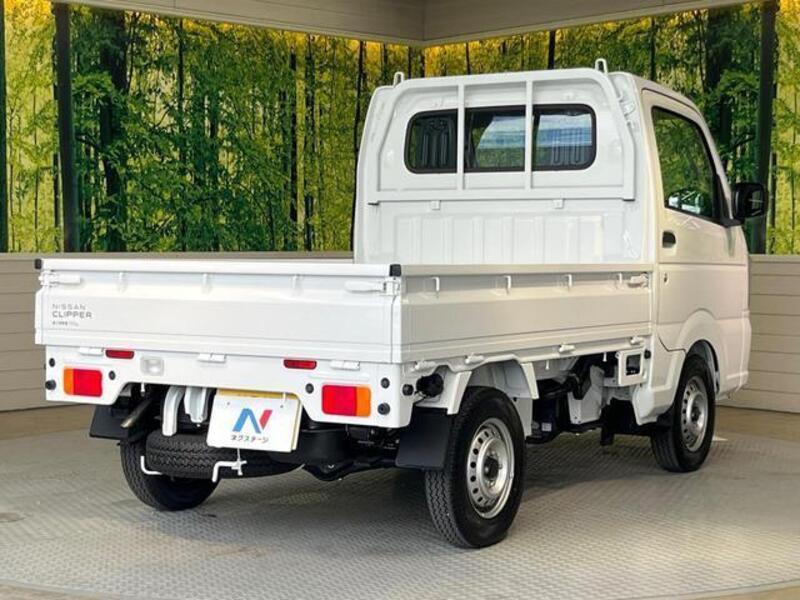 CLIPPER TRUCK