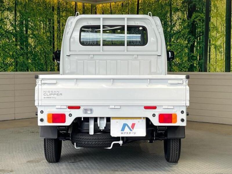 CLIPPER TRUCK